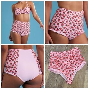 Hot Topic Strawberry Heart Mesh High-Waisted Swim Bottoms NWT Glitter Ruching